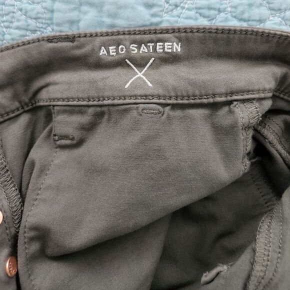 AEO Sateen X Super Stretch Button Fly Skinny Jeggings Size 4R - Picture 5 of 7